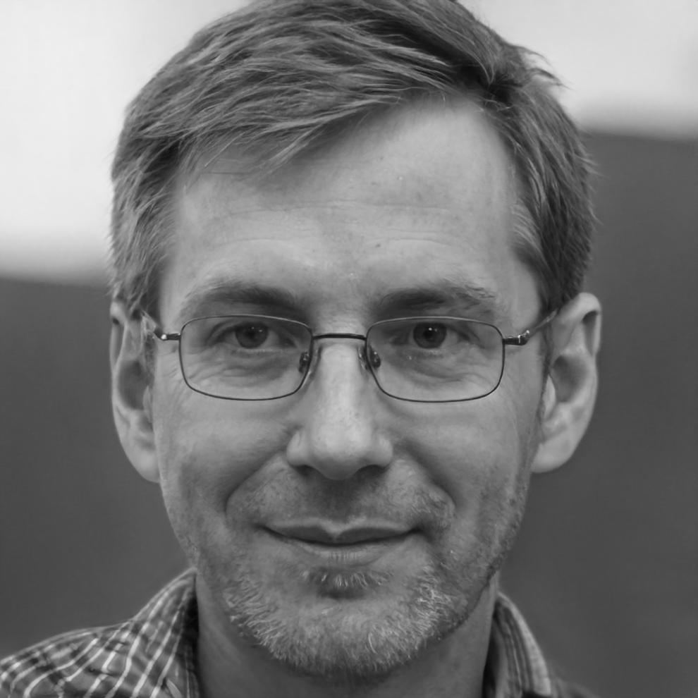 Financial strategy advisor Henrik Lindqvist